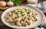 Курица с грибами под майонезом сытный вариант на каждый день