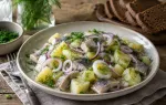 Домашний салат с картофелем и селёдкой по проверенному рецепту