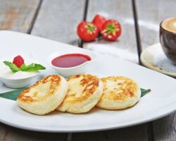 Классические сырники с манкой — лучший рецепт