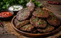 Печеночные оладьи из индейки нежные и сочные