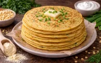 Гороховые блины на молоке вкусный и необычный рецепт