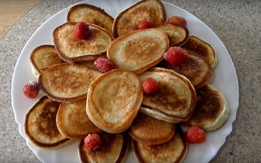 С клубникой